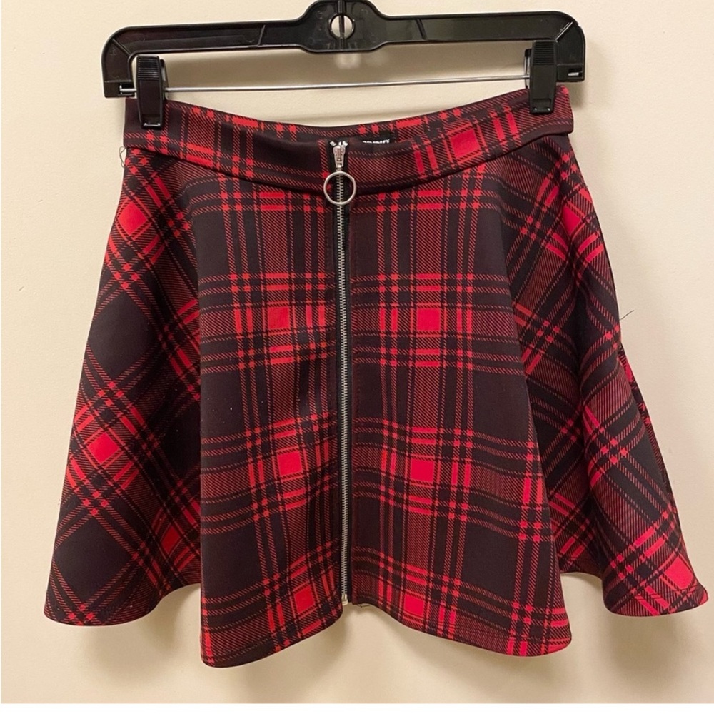 Hot Topic Red Plaid Skirt O-ring zipper goth skater - Picture 6 of 7
